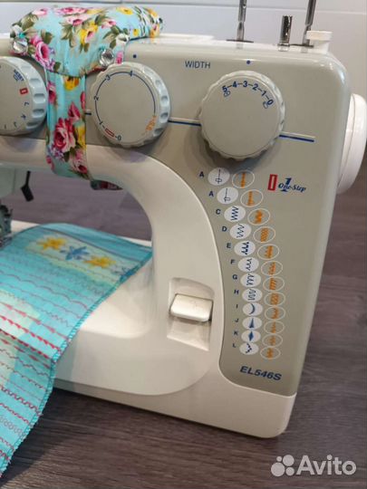 Швейная машинка Janome