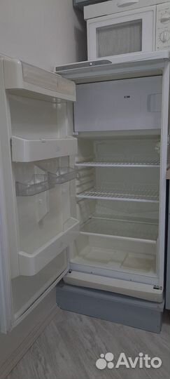 Холодильник б/у нерабочий