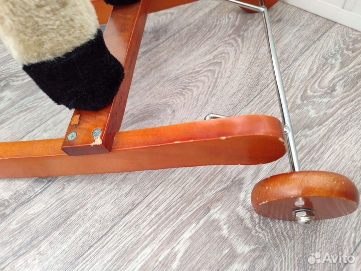 Лошадка-качалка