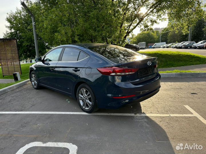 Hyundai Elantra 2.0 AT, 2016, 163 000 км