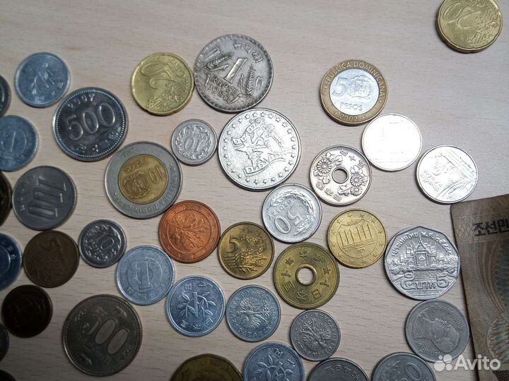 Продам монеты и бумажные купюры разных стран