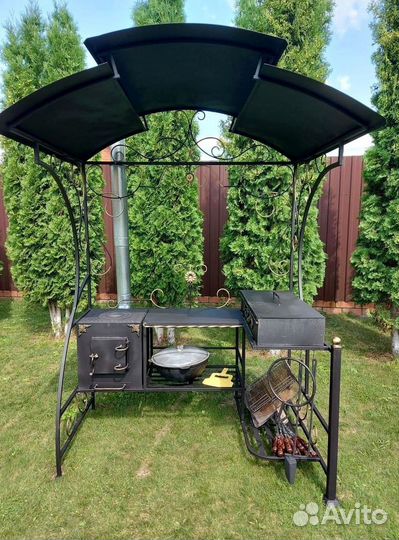 Мангал с крышей