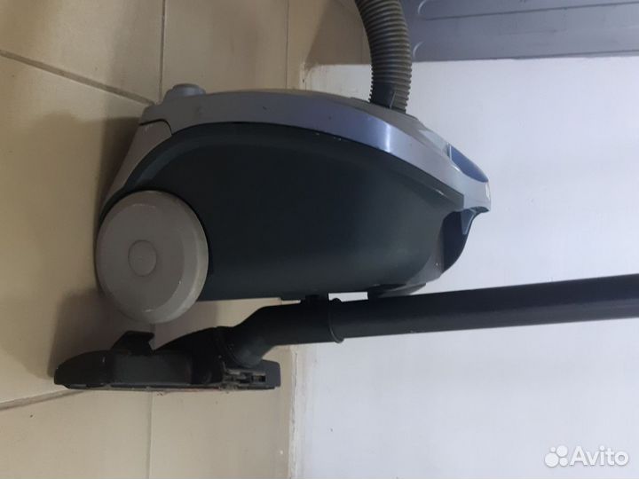 Пылесос Samsung 4110