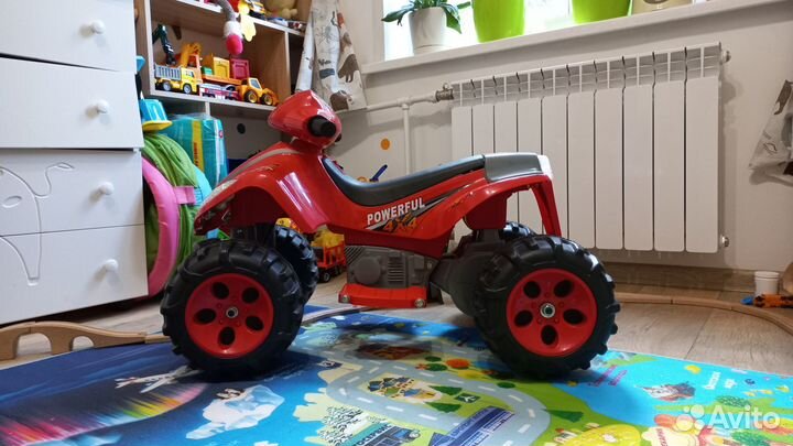 Детский электромобиль