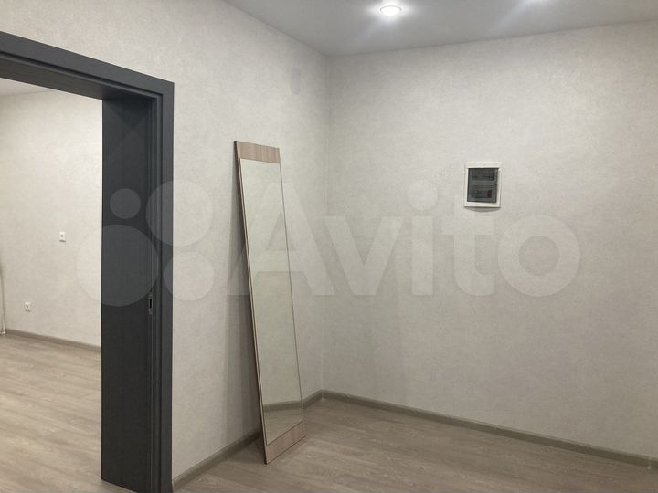 1-к. квартира, 46 м², 1/10 эт.