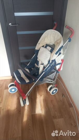 Прогулочная коляска-трость