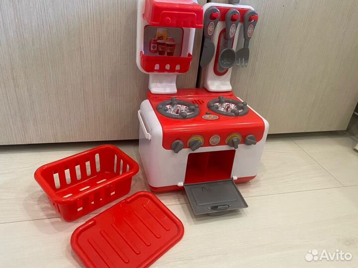 Детская игровая кухня