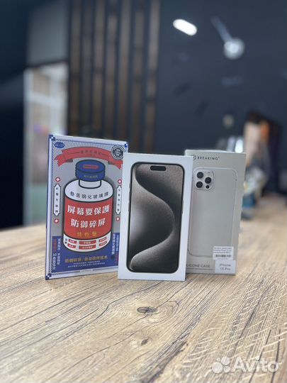 iPhone 15 Pro, 256 ГБ