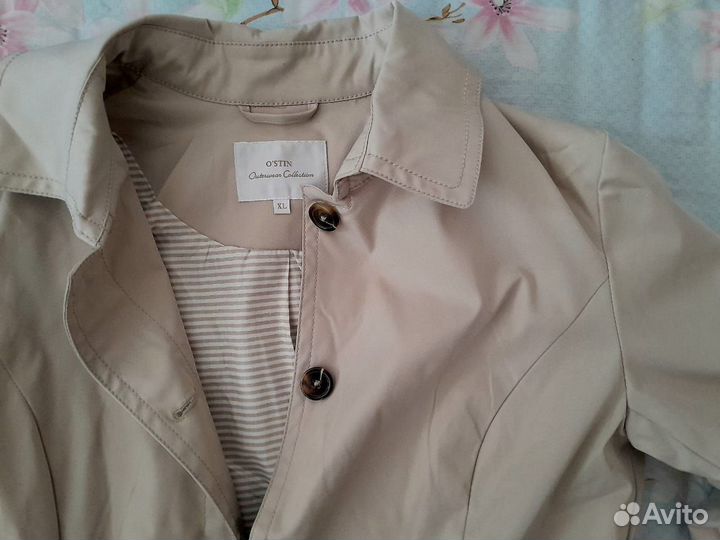 Тренч базовый бежевый выше колена 