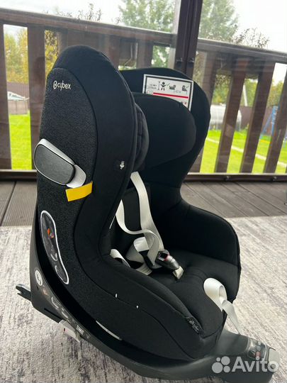 Автокресло Cybex Sirona z + база Cybex Z isofix