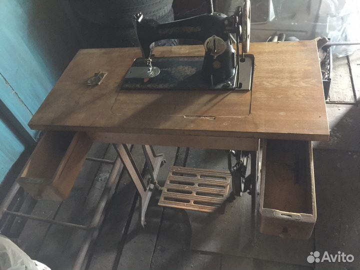Швейная машинка СССР раритет