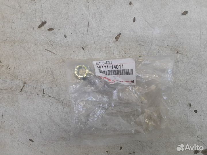 Гайка Toyota Land Cruiser Prado 150 2009-2023