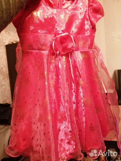 Платье праздничное