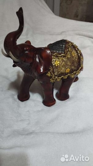 Статуэтка слон
