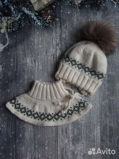 Комплект шапка, манишка