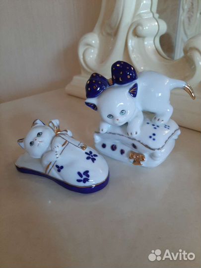 Фарфоровые статуэтки