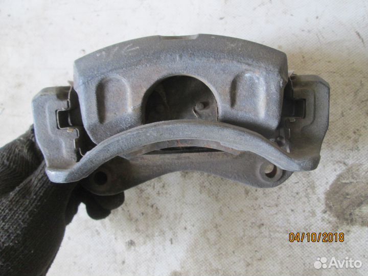 Суппорт передний левый Элантра XD 00-06 2,0 Америк