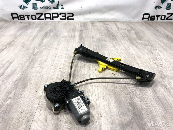 Стеклоподъемник задний левый Volkswagen Polo 5