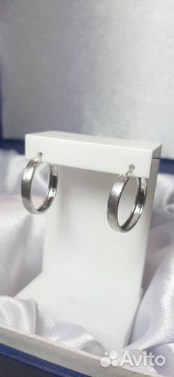 Золотые серьги 585 пробы