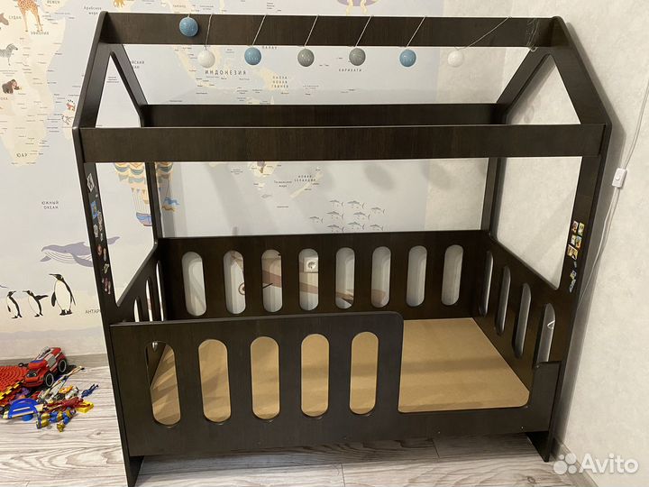 Детская кровать домик с матрасом