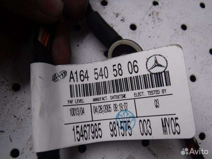 Проводка двери Mercedes W164 Ml