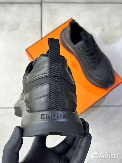 Кроссовки Hermes