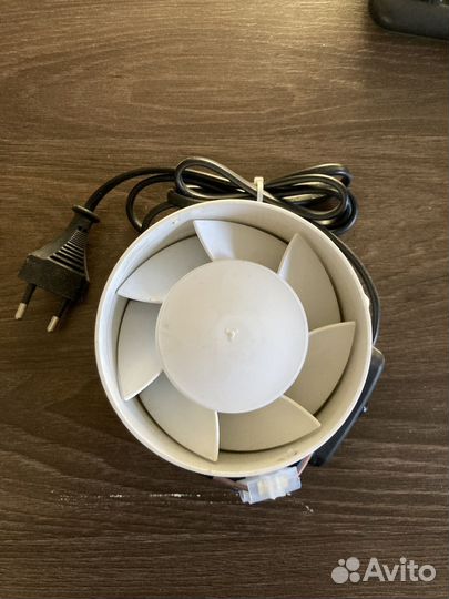 Вентилятор вытяжной 100мм