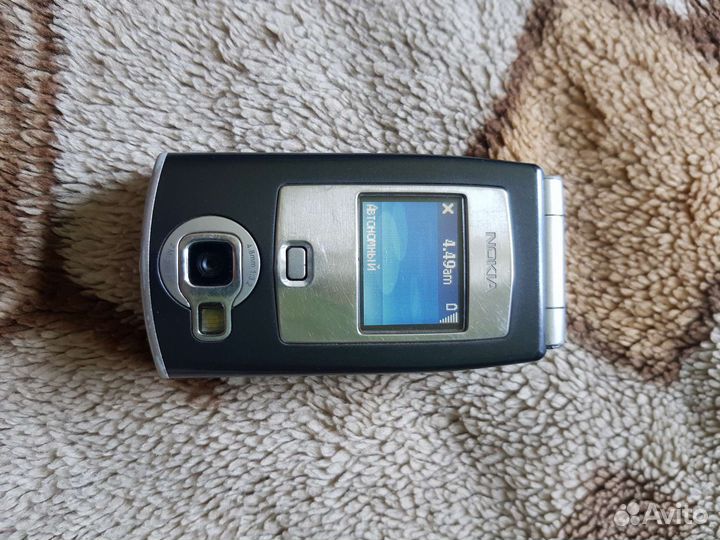 Телефон nokia N71
