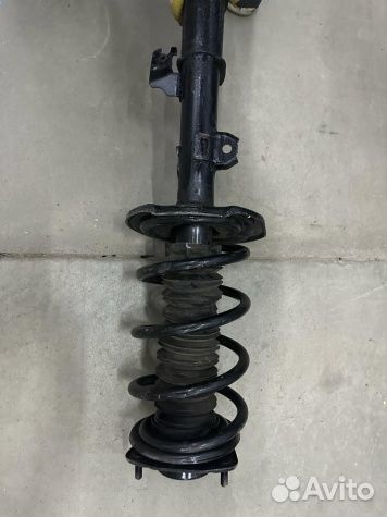 Стойка амортизатора передняя Лексус рх 4 300