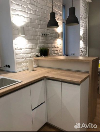 Мини кухня с барной стойкой