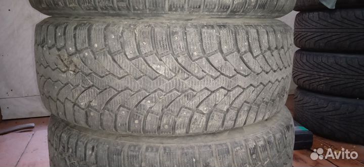 Formula Ice 215/55 R16