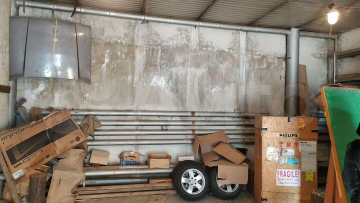 Гараж, > 30 м²