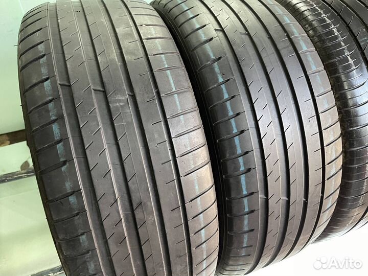 Michelin Pilot Sport 4 235/45 R18