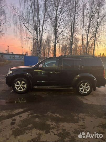 Nissan Pathfinder 2.5 AT, 2011, 202 000 км