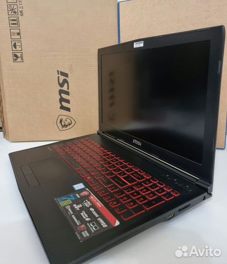 Игровой ноутбук MSI GL62M 7RDX