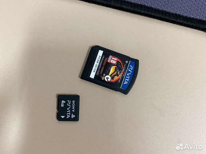 Картридж и флешка для PS Vita