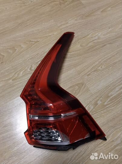 Фара задняя правая volvo xc60 2020 год