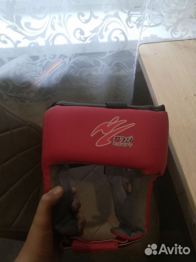 Боксерские перчатки. рэй Спорт. И шлем