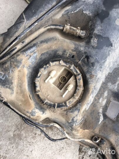 Топливный бак Audi A4 Avant (1860)