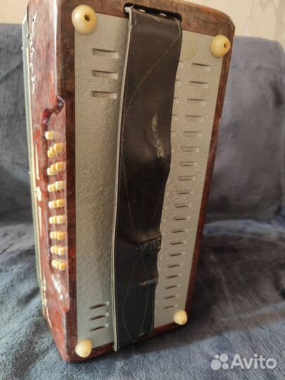 Аккордеон кнопочный рабочий в футляре