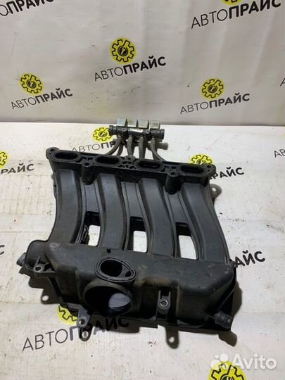 Коллектор впускной Renault Duster 1 F4RB403 2013