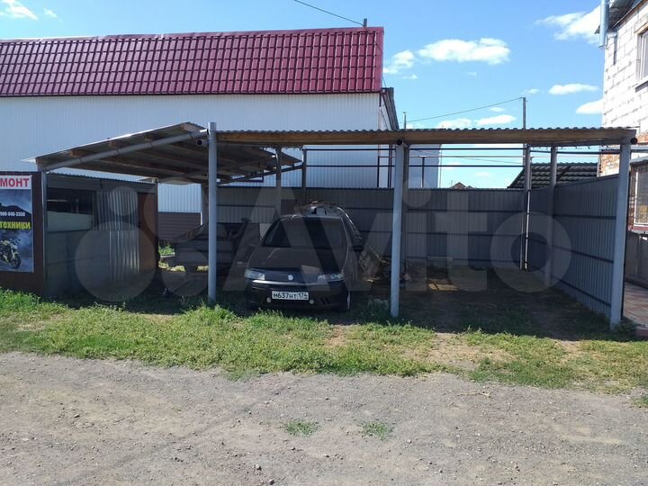 Машиноместо, > 30 м²