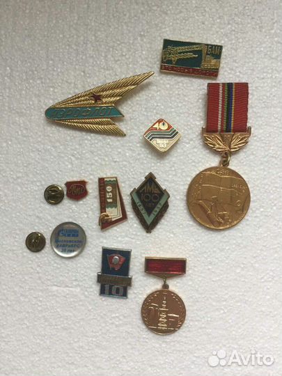 Значки, знаки отличники милиции