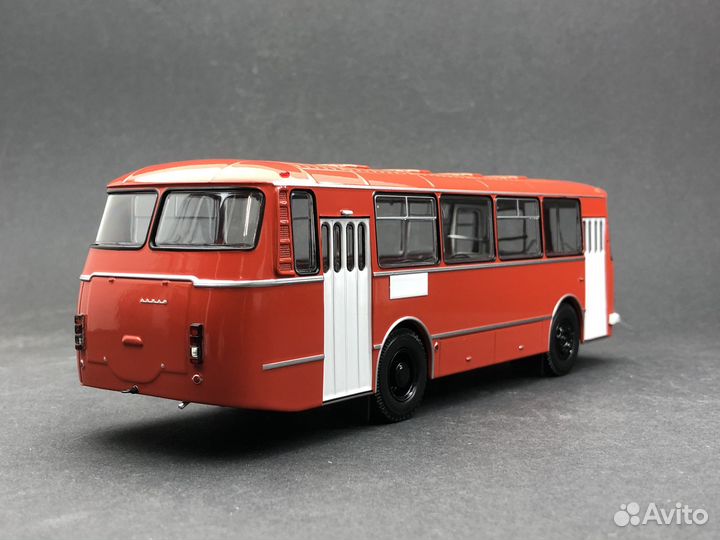 Лаз 695Н Скарлет Demprice 1:43