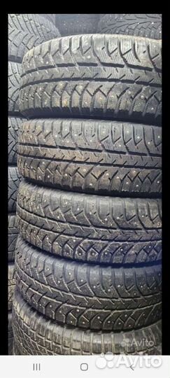 Bridgestone Ice Cruiser 7000 215/60 R17