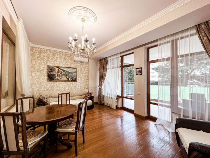 2-к. квартира, 62 м², 3/18 эт.