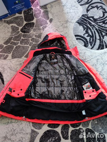 Куртка зимняя спортивная женская 48