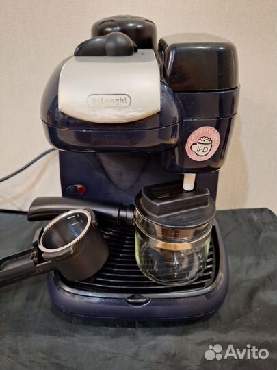 Рожковая кофеварка Delonghi EC 9