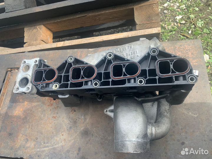 Коллектор впускной M646 984 mercedes 906
