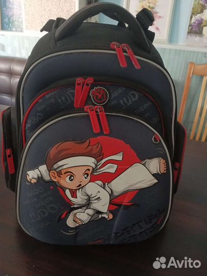 Рюкзак школьный ортопедический